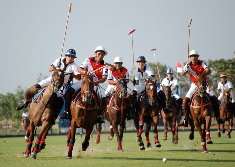 4th Annual Bentley Scottsdale Polo Championships October 25-26