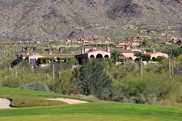 Hillside homes in the Upper Canyon in Silverleaf
