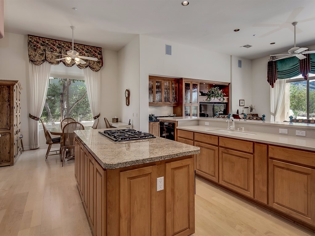 016_Kitchen