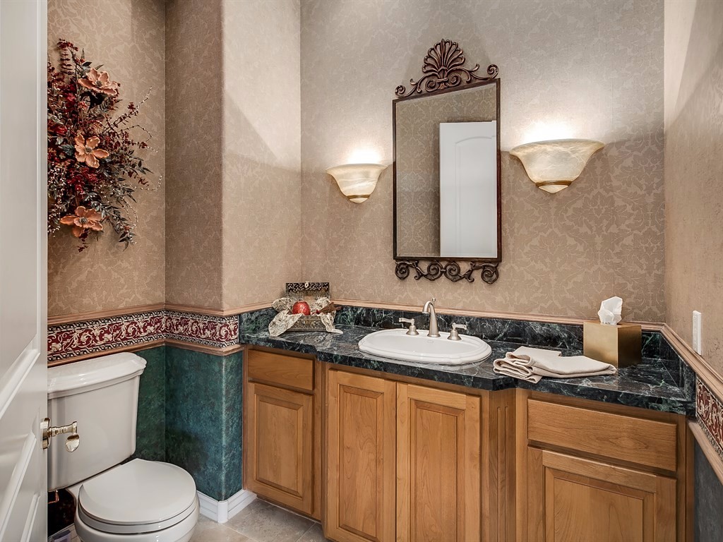 020_Powder Room
