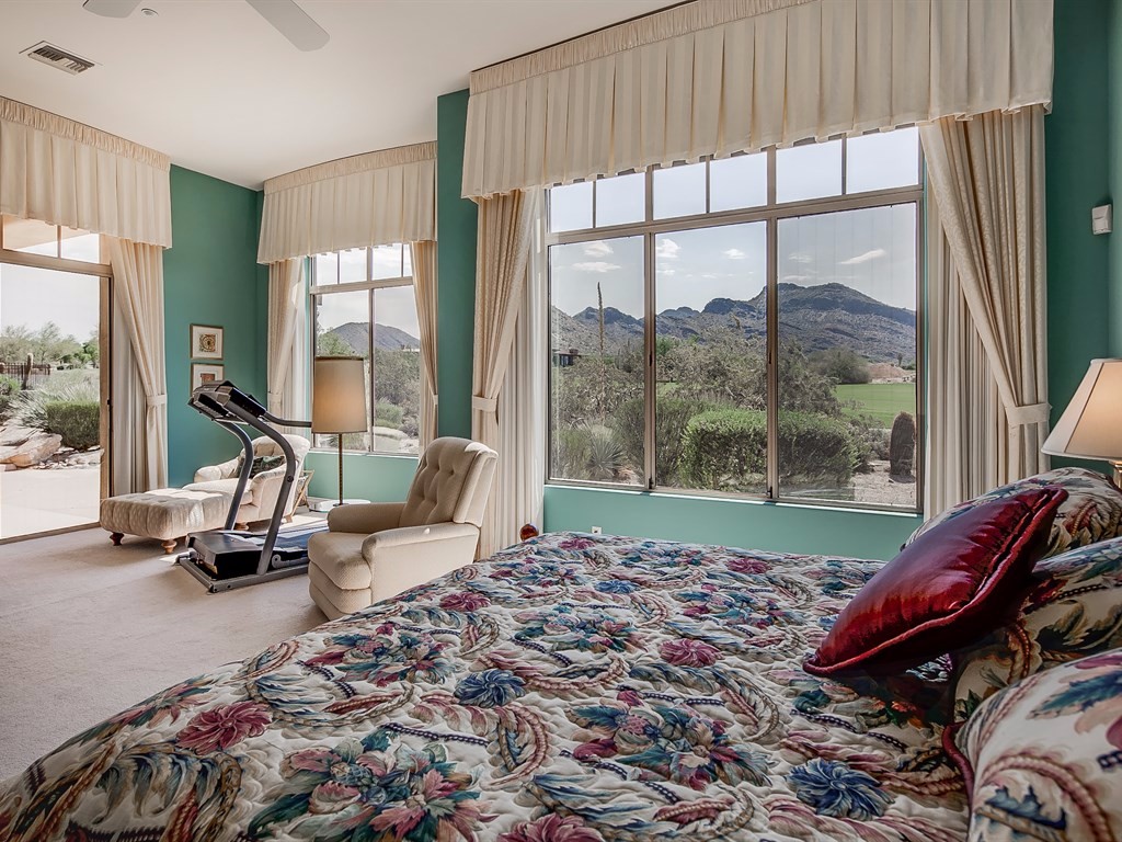 021_Master Suite Views