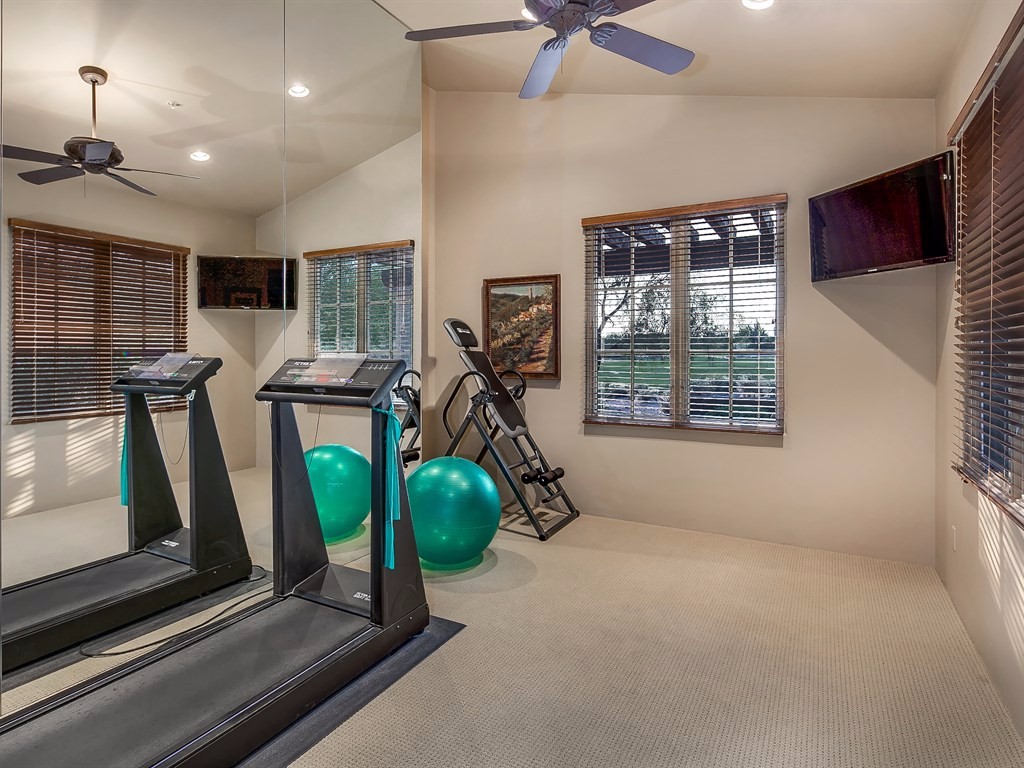 030_Master Suite Workout Room