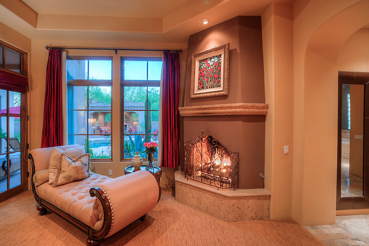 Owner's suite with fireplace in DC Ranch