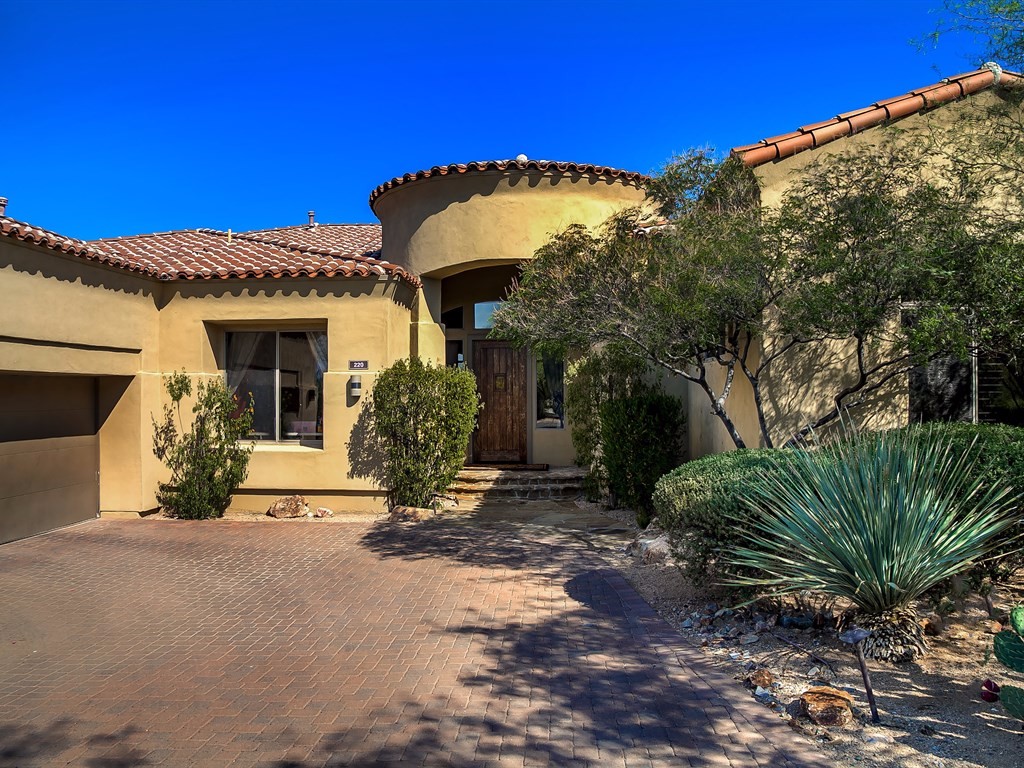 002_Front Exteriors
