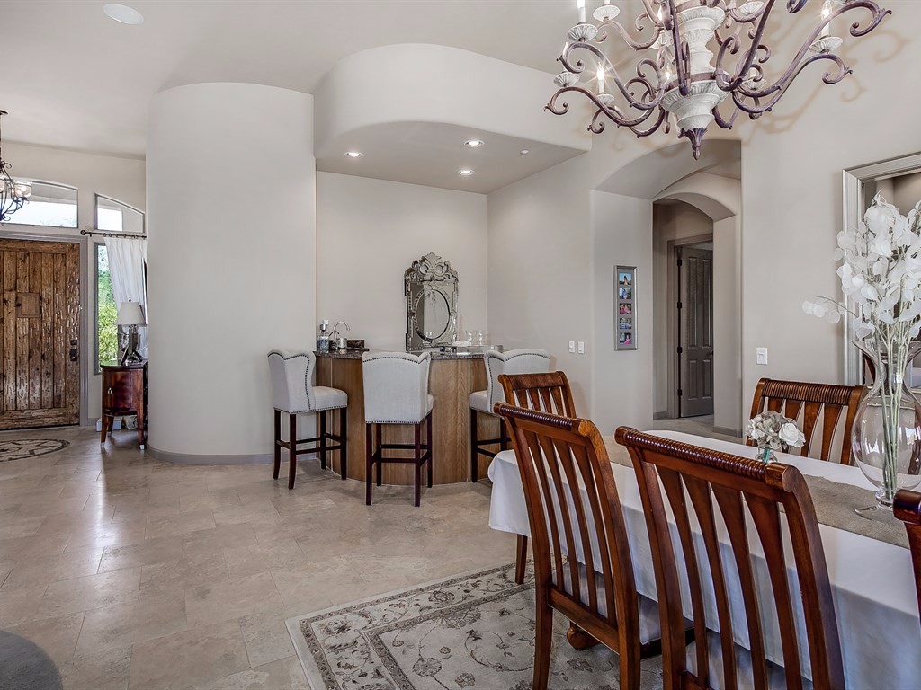 010_Dining Room Views