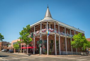 Art Exhibits and Cultural Events Near DC Ranch