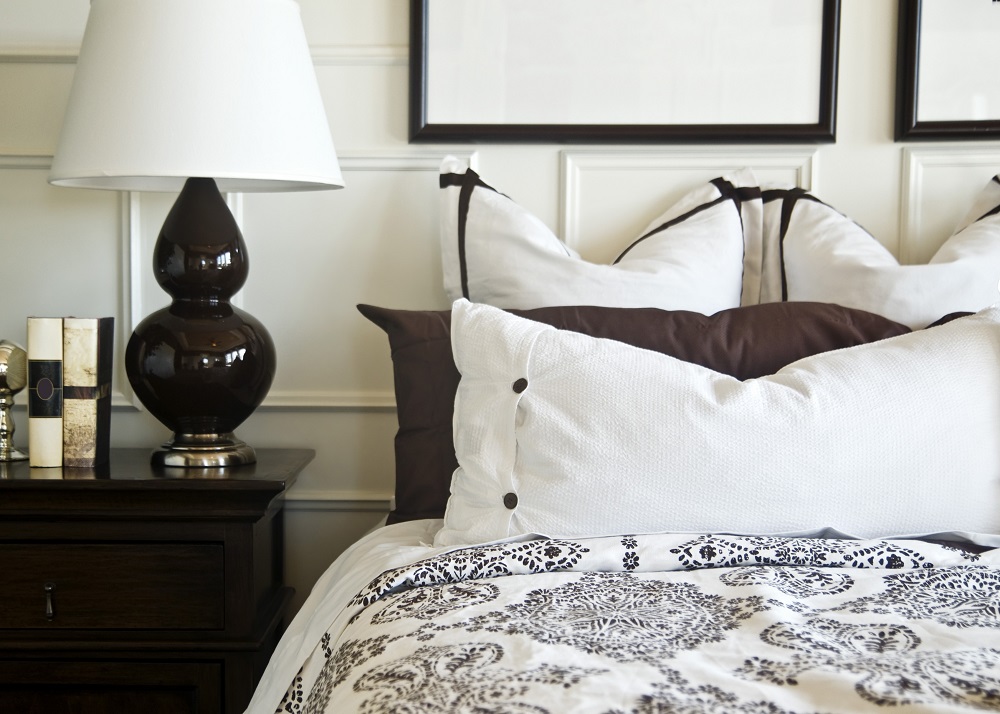 10 Tips for Staging a Master Bedroom - Optimal Lighting