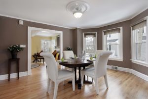 5 DIY Dining Room Staging Tips That Buyers Will Love - Simplicity in Decor and Design