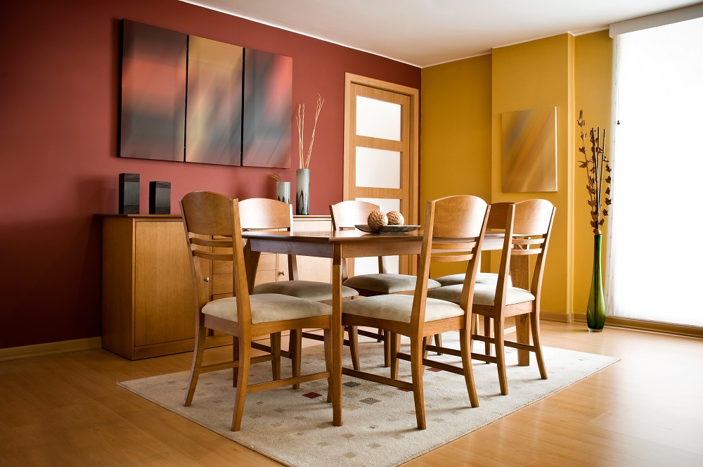 5 DIY Dining Room Staging Tips That Buyers Will Love