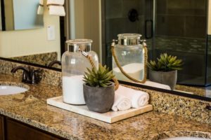 3 Tips for Staging a Guest Bathroom to Help Sell Your Home Quickly - Create Eye-Catching Displays